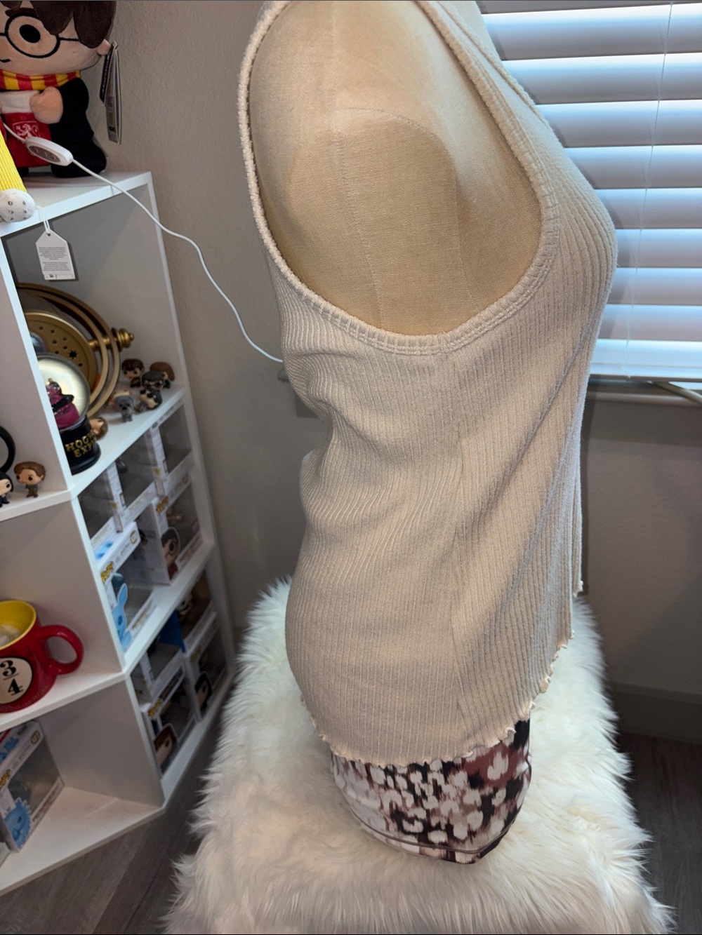Cream Ribbed V-Neck Button Tank Top - Picture 3 of 6